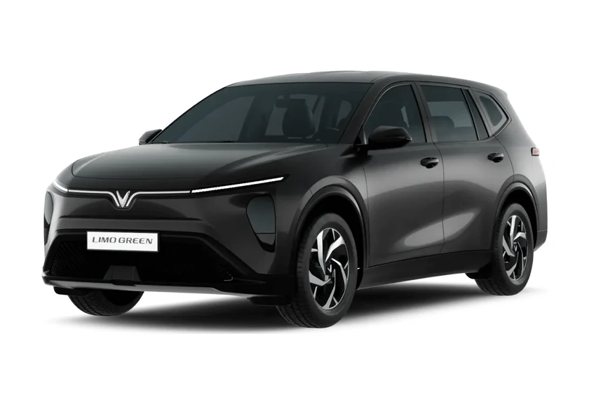 VinFast Limo Green 7-seat electric car rental with driver in Phu Yen – Tuy Hoa – Go365