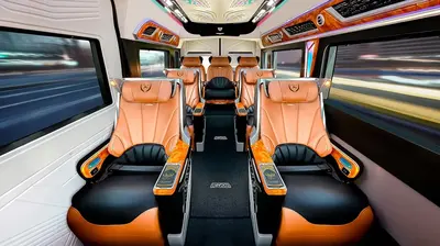 Limousine 9 chỗ Go365