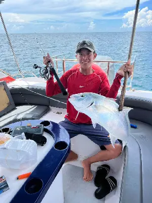 Trải nghiệm câu cá ngắm san hô tại Nha Trang (ảnh 2)