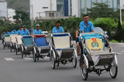 TOUR THAM QUAN THÀNH PHỐ BẰNG XE XÍCH LÔ NHA TRANG (ảnh 2)