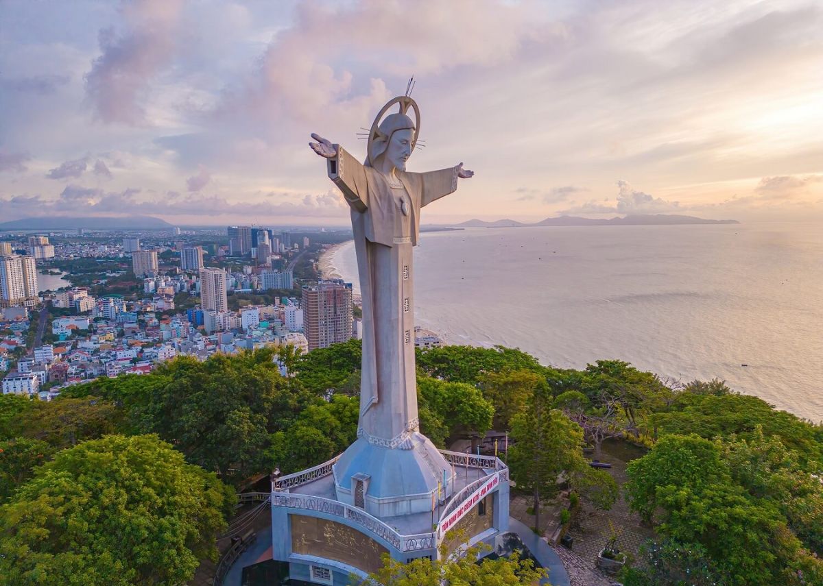 Tour Cần Giờ - Vũng Tàu Đảo khỉ - Rừng Sác - Biển - Đình - Tượng Chúa - Làng chài (ảnh 3)