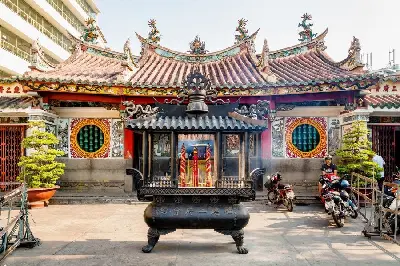 KHÁM PHÁ SÀI GÒN – PHỐ NGƯỜI HOA