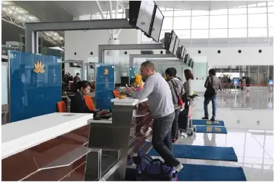 DỊCH VỤ FAST TRACK SÂN BAY QUỐC TẾ CAM RANH- NỘI BÀI- ĐÀ NẴNG (CXR/HAH/DAD) (ảnh 4)