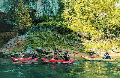 ĐẠP XE KHÁM PHÁ ĐỘNG PHONG NHA - SÔNG CHÀY HANG (ảnh 2)