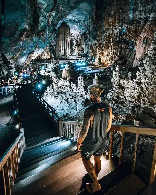 TOUR CHINH PHỤC 4,5 KM ĐỘNG PHONG NHA