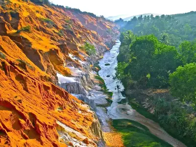TOUR HỒ CHÍ MINH - MŨI NÉ 2N1D