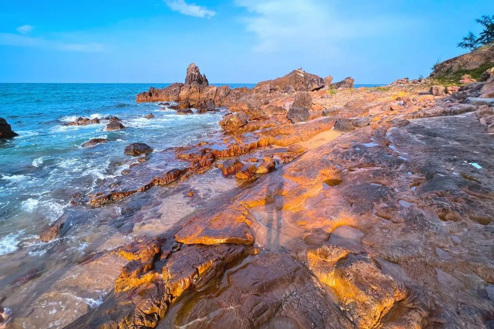 Tour Khám Phá Điểm Đến Hấp Dẫn Quảng Trị — Đồng Hới — Quảng Trị — Quảng Bình, Việt Nam