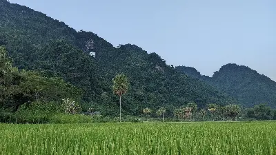 Tour camping hang Núi Thủng 2 ngày 1 đêm