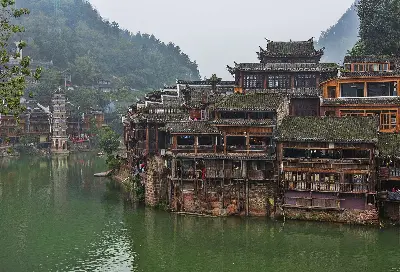 Tour Ân Thi- Phượng Hoàng Cổ Trấn 6 ngày 5 đêm