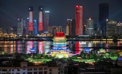 Tour Vũ Hán - Hoàng Hạc Lâu - Giang Tây: Linh Sơn - Vọng Tiên Cốc - Nam Xương 6 ngày 5 đêm (ảnh 2)
