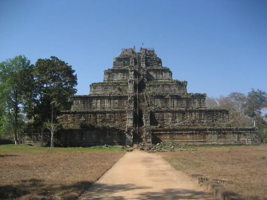 TOUR CAMPUCHIA: CỬA KHẨU LÀO – PREAH VIHEAR – SIEM REAP 2 NGÀY 1 ĐÊM — Campuchia