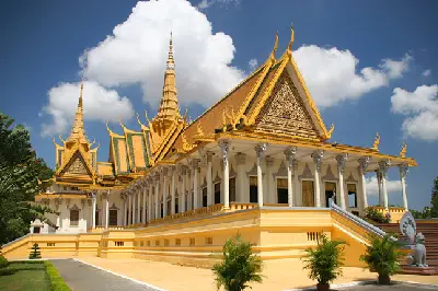 Tour trekking Campuchia 8 ngày: Phnom Penh – Siem Reap (ảnh 3)