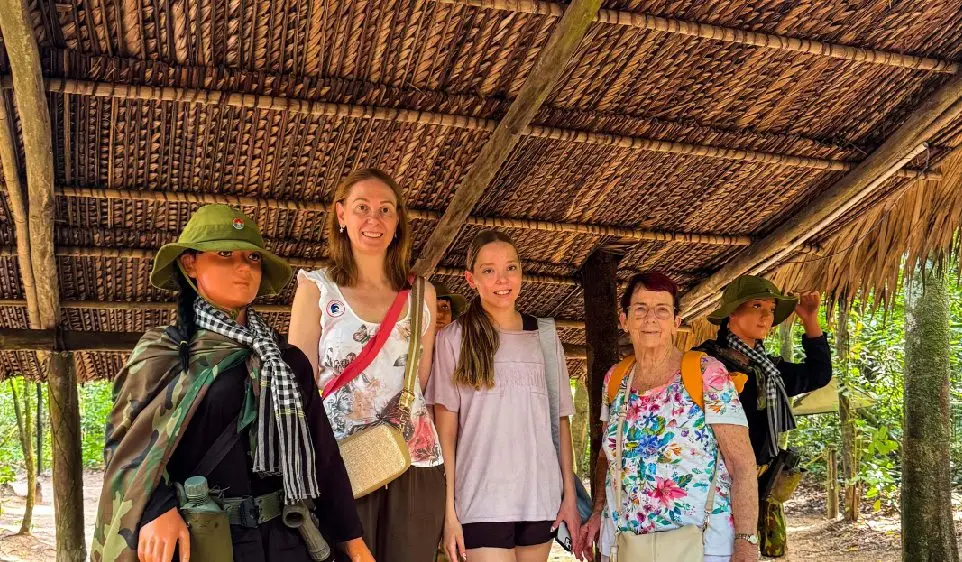 Tour địa đạo Củ Chi trong ngày (nhóm nhỏ)