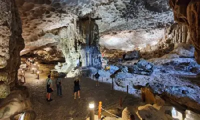 Tour vịnh Hạ Long trong ngày – Việt Nam (ảnh 3)