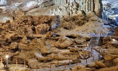Tour vịnh Hạ Long trong ngày – Việt Nam (ảnh 4)
