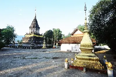 Tour Lào 6 ngày: Luang Prabang – Viêng Chăn (ảnh 5)