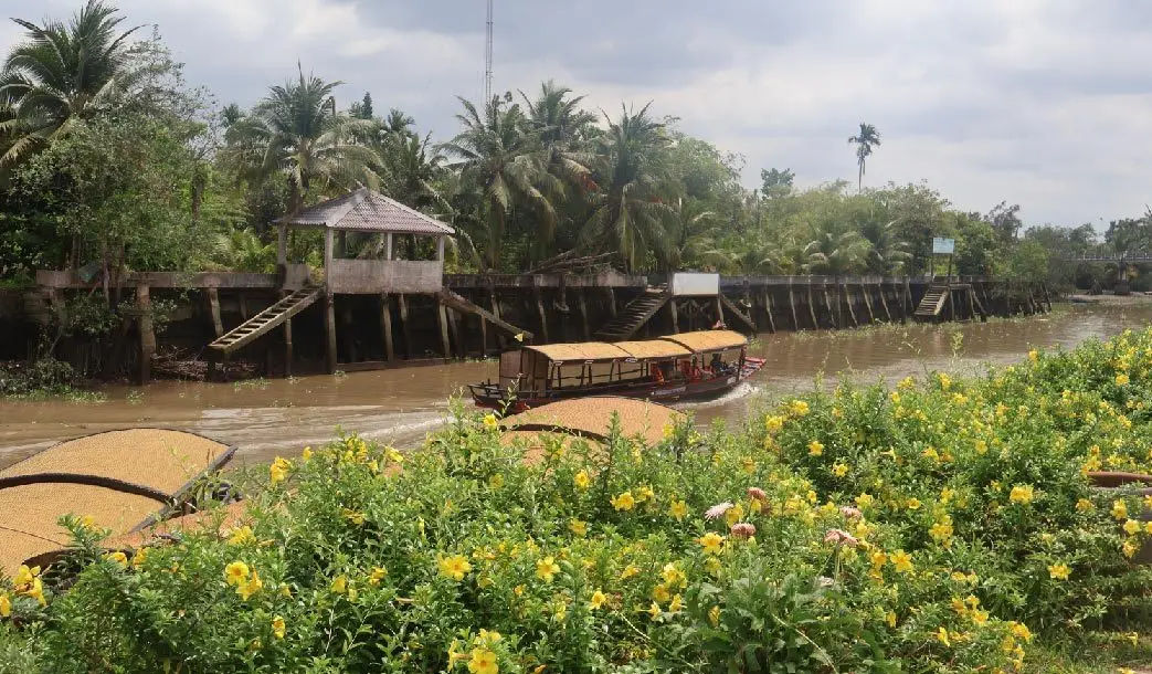 Tour Việt Nam 2 ngày: Cái Bè – TP.HCM (riêng)