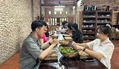 Tour Việt Nam 2 ngày: Cái Bè – TP.HCM (riêng) (ảnh 4)