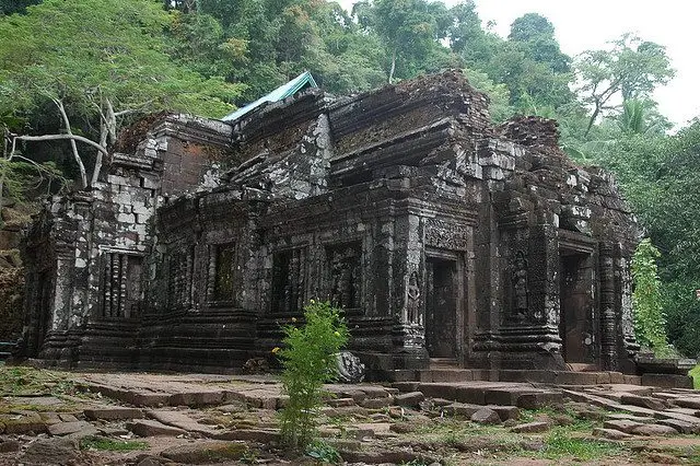 Tour Vietnam – Cambodia – Laos 9 days: Phnom Penh – Kratie – Pakse – Viêng Chăn