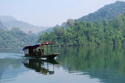 Tour trekking Việt Nam 10 ngày: Hà Giang – Hà Nội – Cao Bằng – vịnh Hạ Long (ảnh 3)