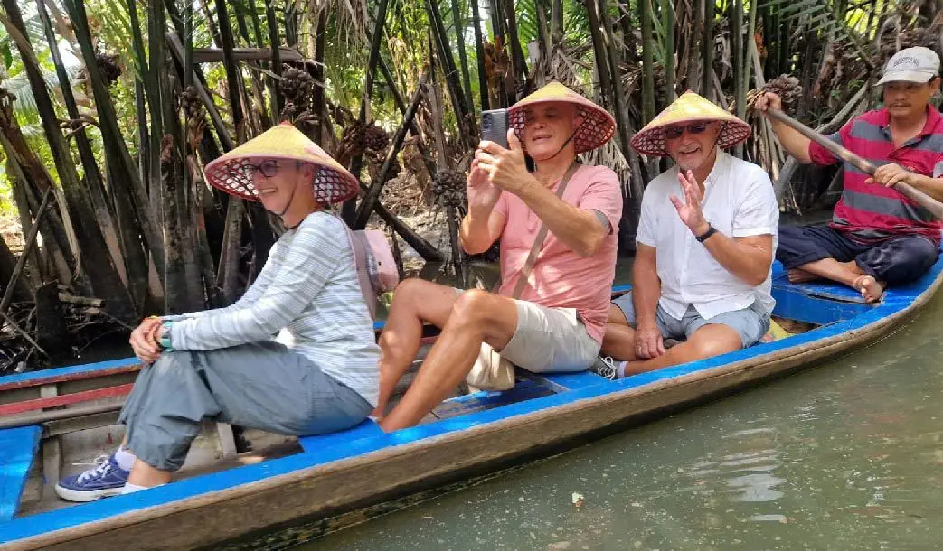 Bến Tre & Mỹ Tho 당일 투어 (럭셔리)