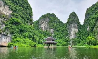 Tour Ninh Bình trong ngày (ảnh 2)