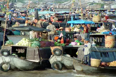 Du thuyền Việt Nam 2 ngày: Bến Tre – Mỹ Tho – Cái Bè (buổi tối) (ảnh 3)