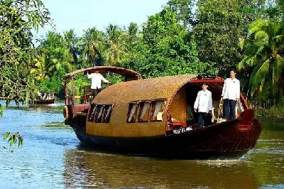Du thuyền Việt Nam – Campuchia – Thái Lan 3 ngày: Cái Bè – Sa Đéc – Châu Đốc (ảnh 4)