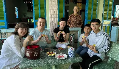 Tour Việt Nam trong ngày (ảnh 2)