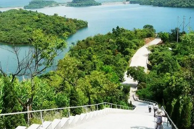 Tour trekking Việt Nam 2 ngày: Huế