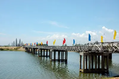 Huế & the DMZ demilitarised zone full-day tour (photo 2)