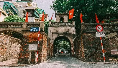 Tour Việt Nam 10 ngày: Hà Nội – vịnh Hạ Long – Hội An – TP.HCM (ảnh 3)