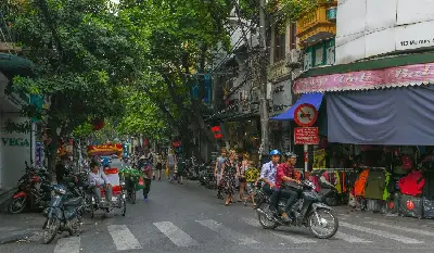 Tour Việt Nam 4 ngày: Hà Nội – vịnh Hạ Long (ảnh 5)