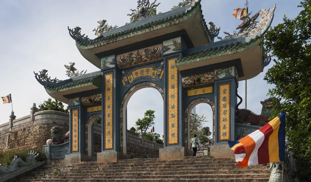 Tour Việt Nam 4 ngày: Đà Nẵng – Hội An – Huế
