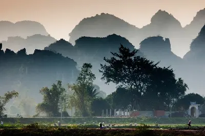 Tour Việt Nam – Campuchia 15 ngày: Hà Nội – Ninh Bình – vịnh Hạ Long – Huế (ảnh 4)