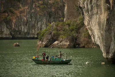 Tour Miền Bắc 6 ngày: Hà Nội – Ninh Bình – Hạ Long (ảnh 4)