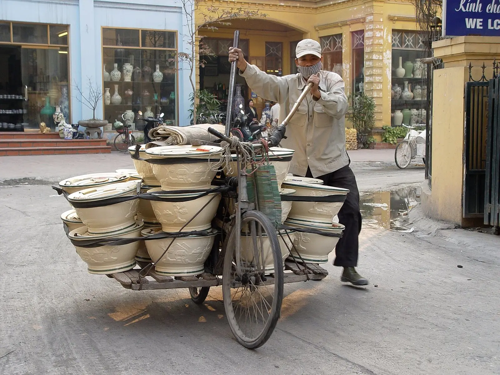 Tour làng nghề truyền thống Hà Nội (trọn ngày) — Hà Nội