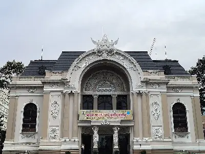 TP.HCM (Ho Chi Minh City) full-day tour (photo 3)