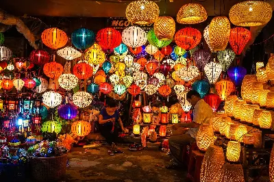 Trải nghiệm làm & vẽ đèn lồng Hội An (ảnh 3)
