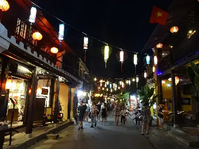 Trải nghiệm làm & vẽ đèn lồng Hội An (ảnh 5)