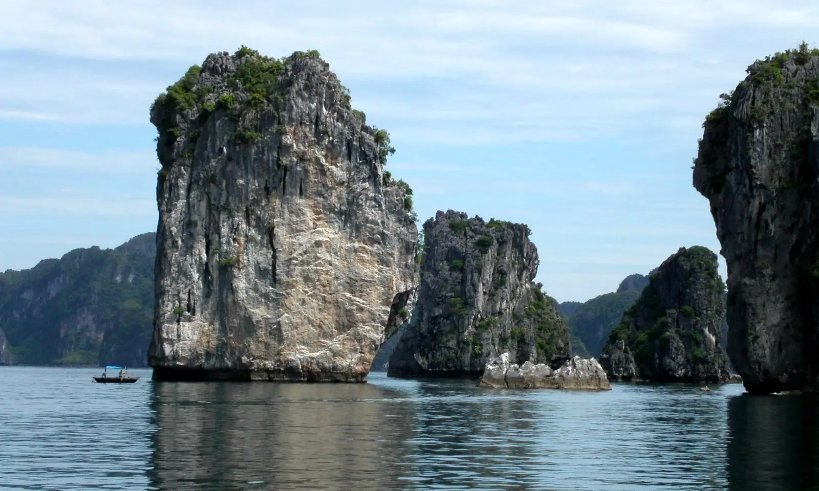 Tour Vietnam 14 days: Hà Nội – Hạ Long Bay – Huế – Hội An (luxury) — Hanoi