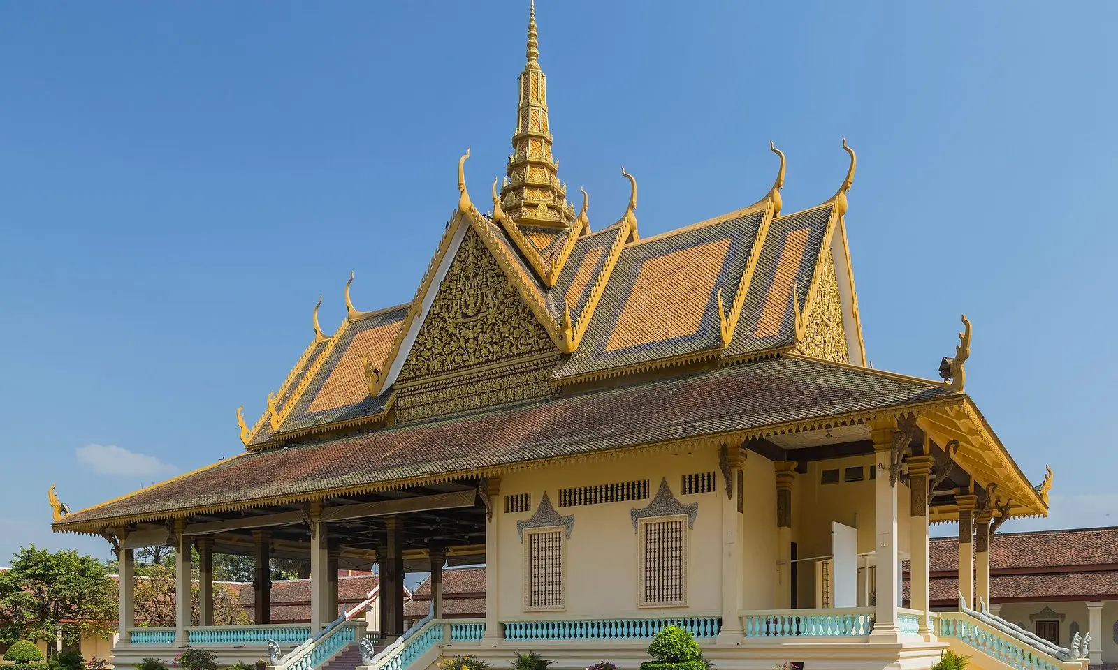 베트남 – 캄보디아 8일 크루즈: Phnom Penh – Châu Đốc – Cái Bè – TP.HCM