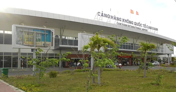 Cam Ranh 국제공항 체크인 홀