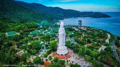 Đà Nẵng City Tour Nửa Ngày – Sơn Trà, Chùa Linh Ứng & Cầu Rồng (ảnh 3)