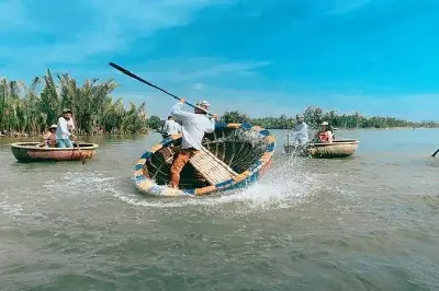 Кокосовый лес Bảy Mẫu — поездка на день из Дананга с лодками-корзинами (фото 5)